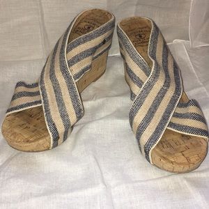 Lucky brand wedges
